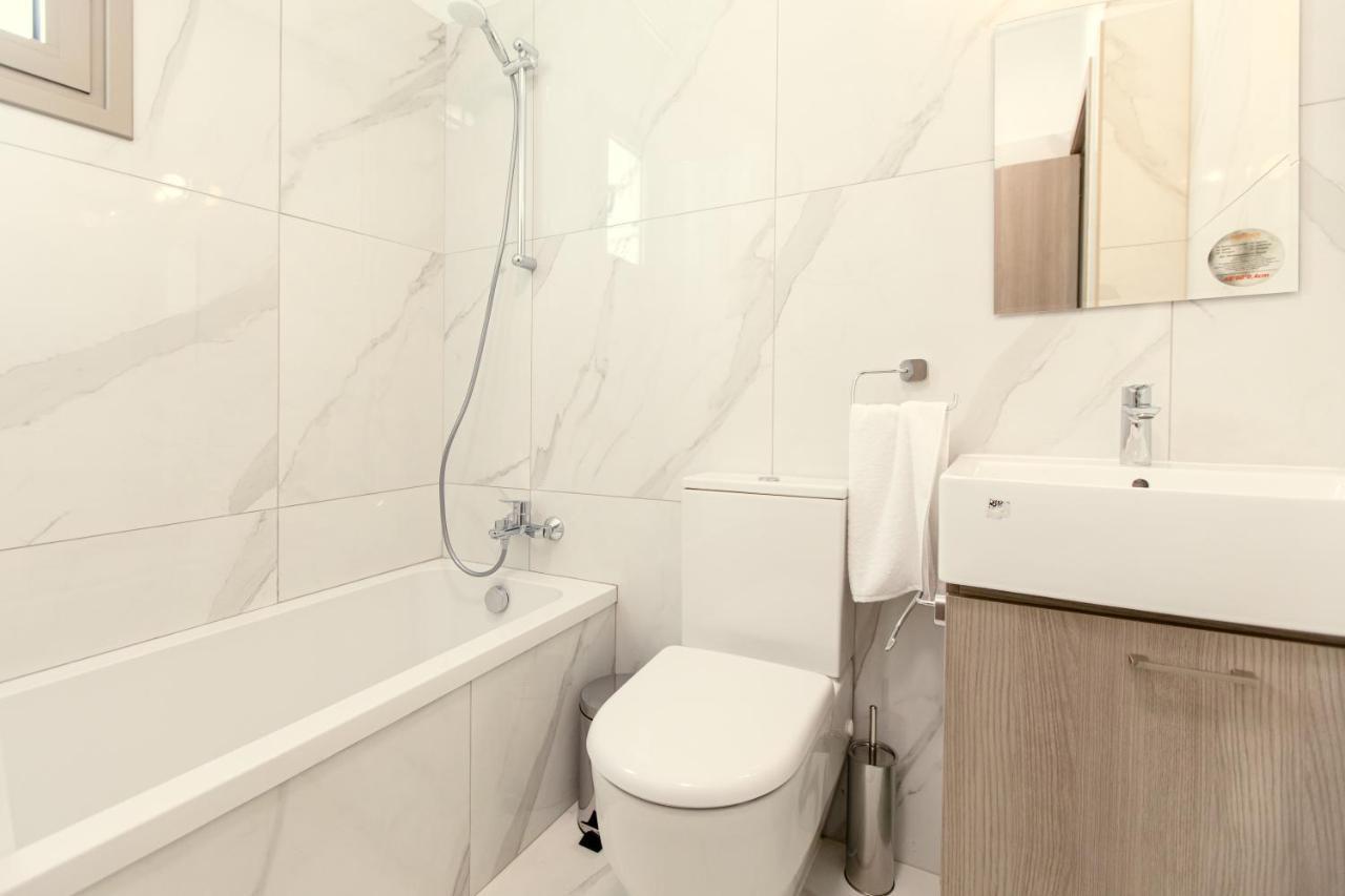Palm Tree Villas Livadhia Ngoại thất bức ảnh