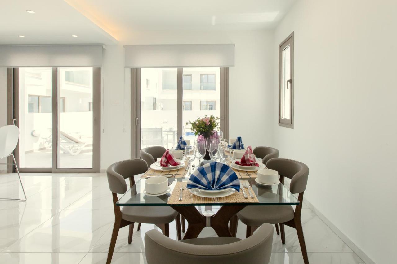 Palm Tree Villas Livadhia Ngoại thất bức ảnh